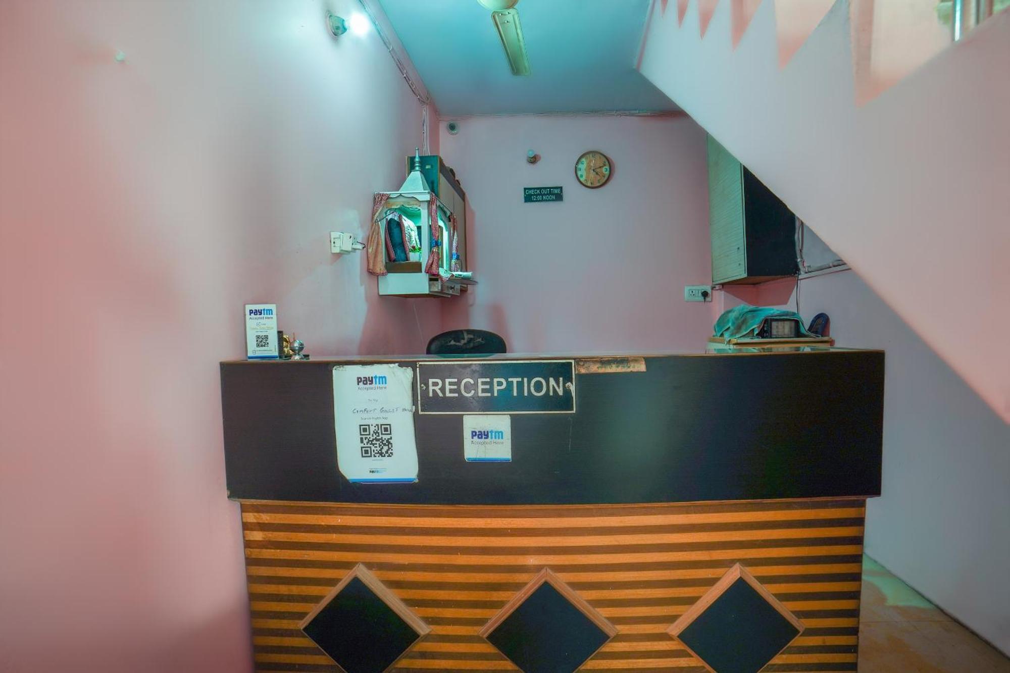 Spot On Komfort Guest House Rudrapur Экстерьер фото